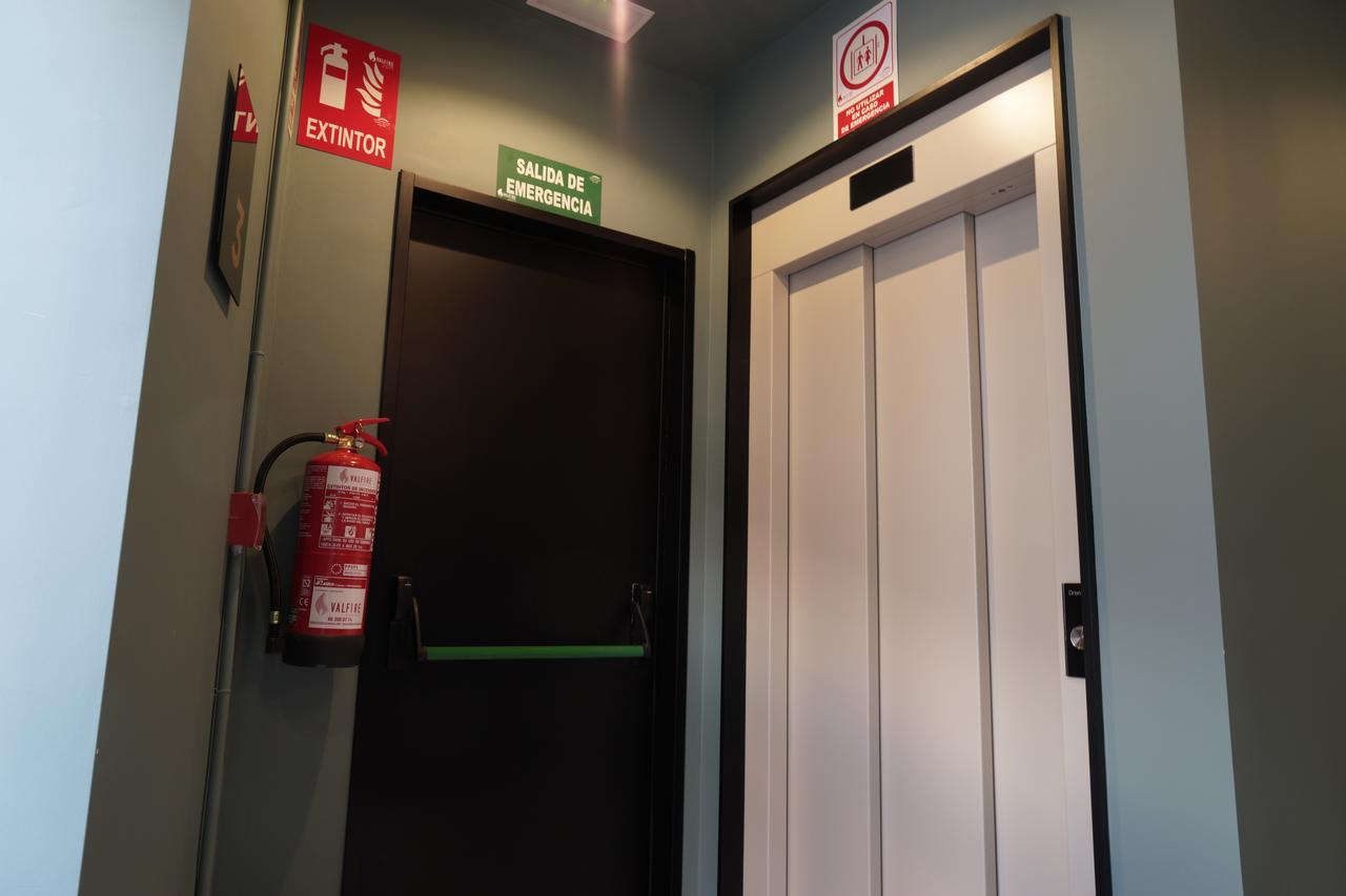 Md Design Hotel - Portal Del Real فالنسيا المظهر الخارجي الصورة