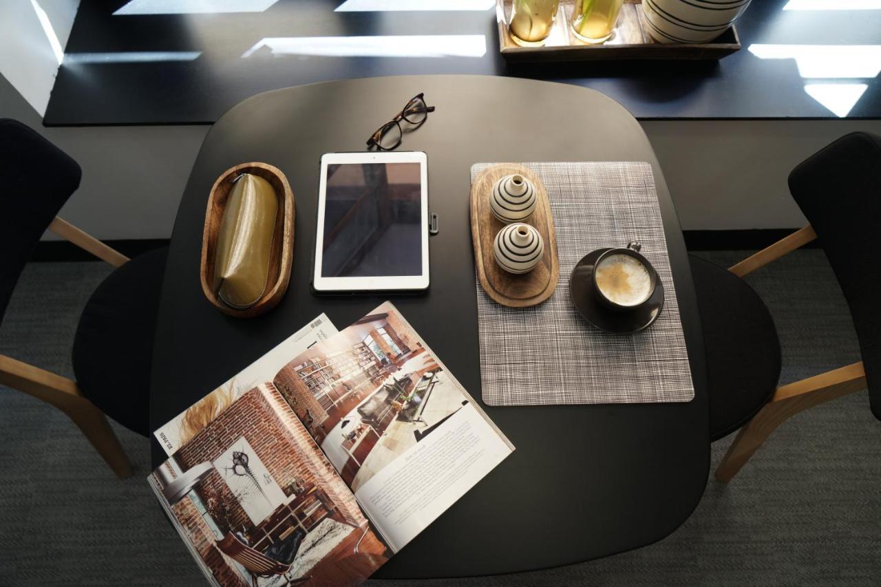 Md Design Hotel - Portal Del Real فالنسيا المظهر الخارجي الصورة